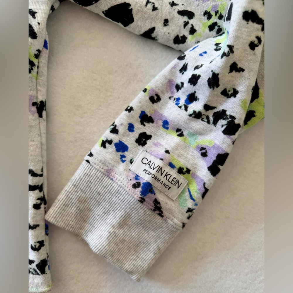 Calvin Klein Performance Cropped Hoodie Colorful Sketchy Animal Print Size Small - Picture 8 of 11